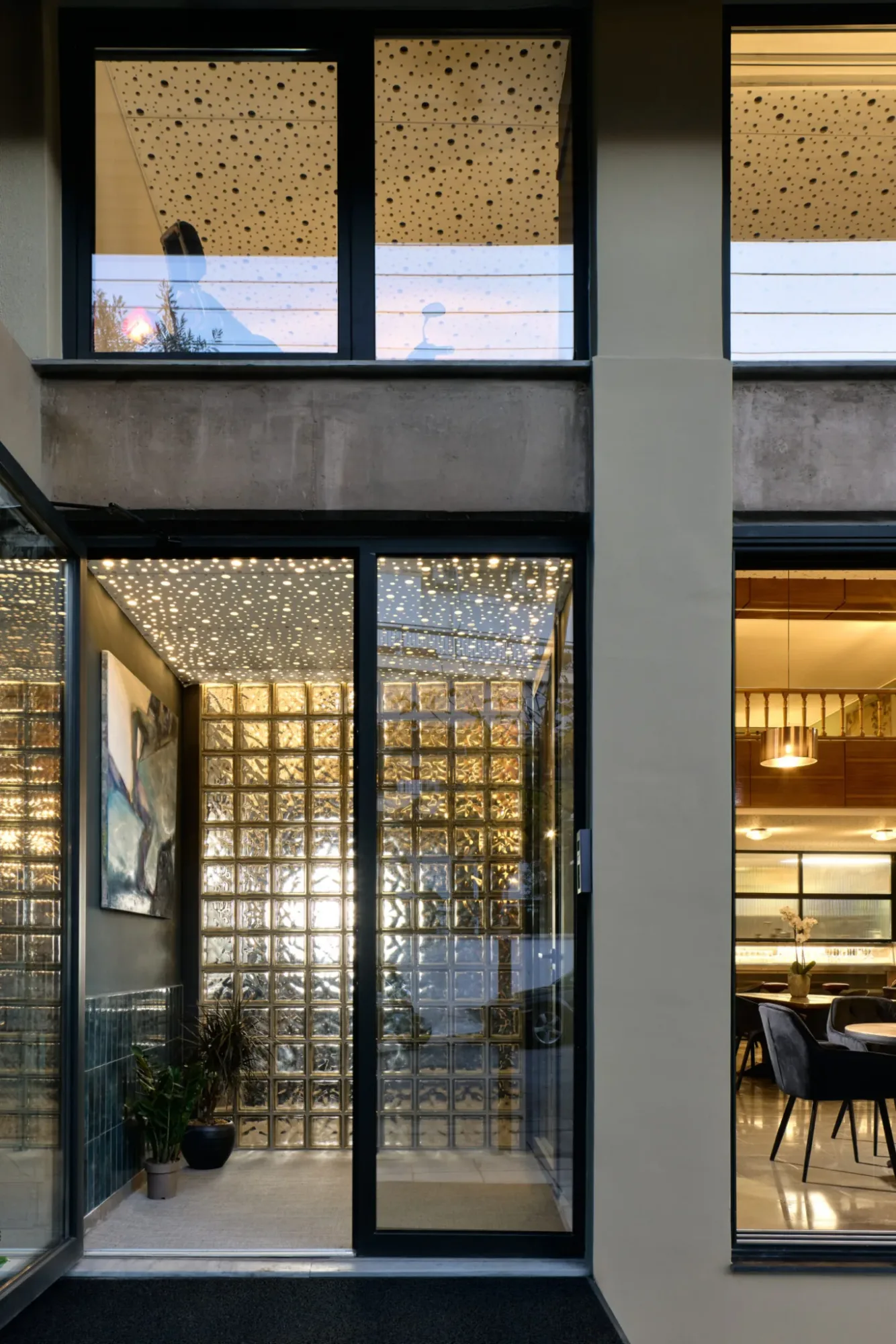 Apart Club House – A Place ApArt