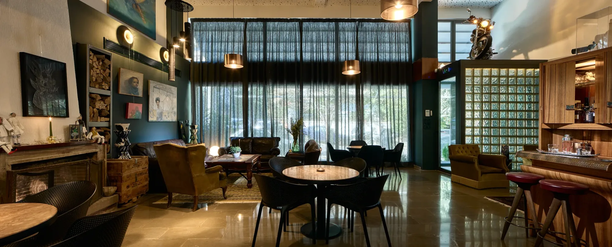 Apart Club House – A Place ApArt