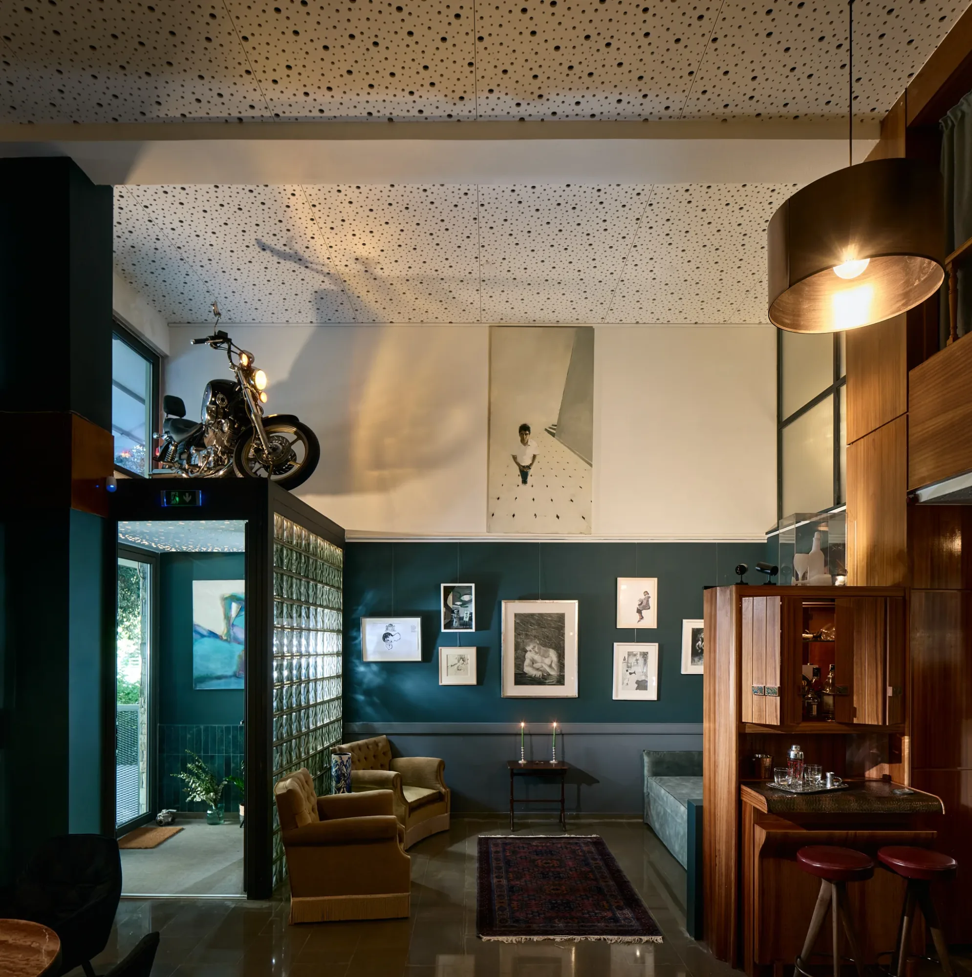 Apart Club House – A Place ApArt